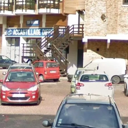 Les Marinas Port Apartment *